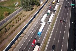 Wypadek na S8. Samochód aż odwróciło