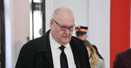 Trybunał Konstytucyjny bez pieniędzy. Prezes: "Sam sobie wypłacam pensję"