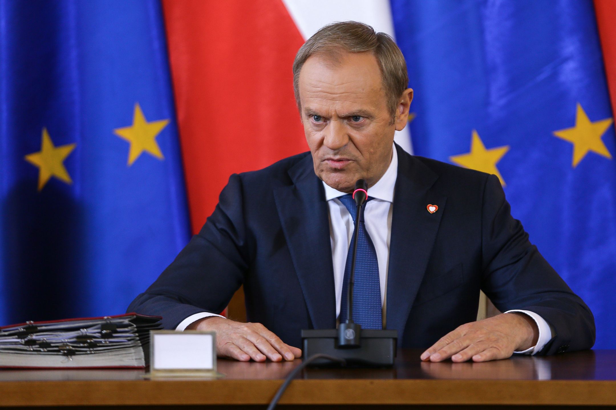 Donald Tusk
Katowice, 07.05.2024. Premier Donald Tusk przed wyjazdowym posiedzeniem rz�du w Katowicach, 7 bm. W trakcie obrad Rada Ministr�w zajmie si� m.in. projektem ustawy o bonie energetycznym, kt�ry przed�u�a na drug� po�ow� roku os�ony dotycz�ce cen energii. (aldg) PAP/Jarek Praszkiewicz
Jarek Praszkiewicz
polityk polityka, posiedzenie, rada ministr�w, rz�d, rz�du