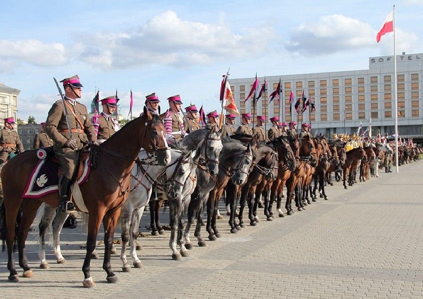 W weekend w Warszawie obchody święta kawalerii