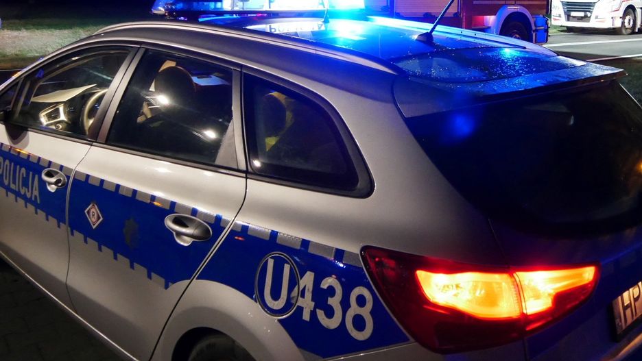 Policja szuka kierowcy.