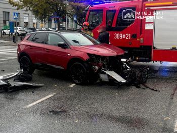 Warszawa: Wymusił pierwszeństwo. Zderzenie Toyoty z Oplem