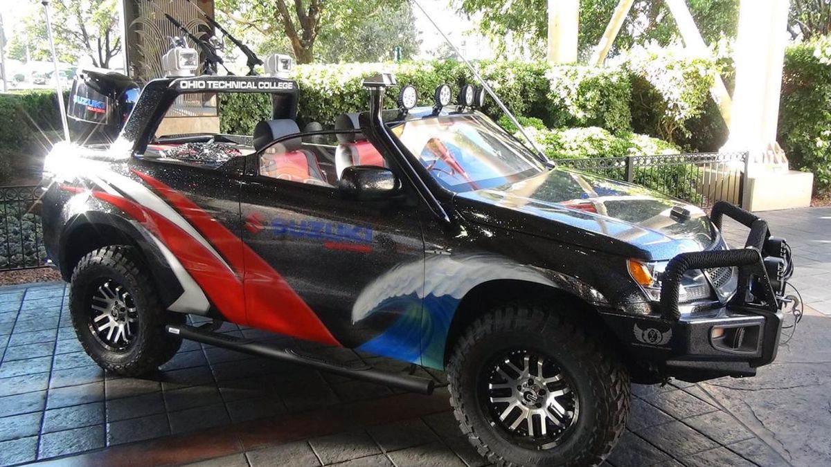 Suzuki Grand Vitara Marine