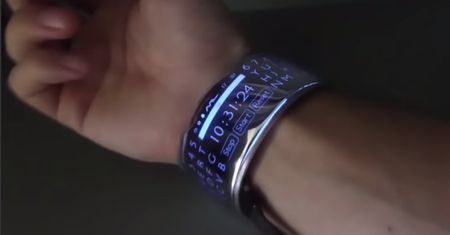 Moment - designerski smartwatch pracujący 30 dni na jednym ładowaniu zmierza na Kickstartera