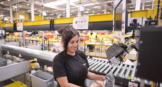 Amazon zatrudnia w Polsce 15 tys. pracowników. 2,2 mld zł wpływów i 60,9 mln zł zysku w ub.r.