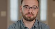 Występuje w "Żonie dla Polaka". Ojciec wyjawił o nim całą prawdę