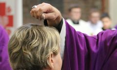 Kiedy Środa Popielcowa? Kościół określa, kogo obowiązuje post i czy powinno się iść na mszę