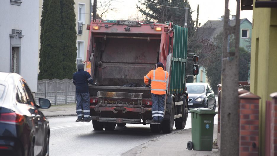 Wprowadzone w czerwcu zmiany w systemie opłat za śmieci mają na celu wyłapanie tych, którzy nie płacą za odpady.