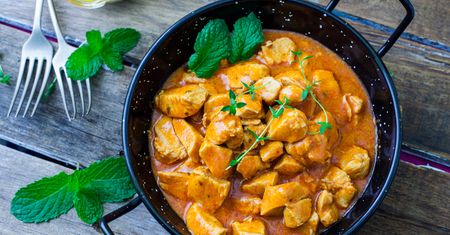 Curry z indyka i warzyw. Aromat wypełni całą kuchnię