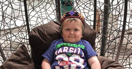 Mini Khabib jest znanym na całym świecie blogerem i tiktokerem