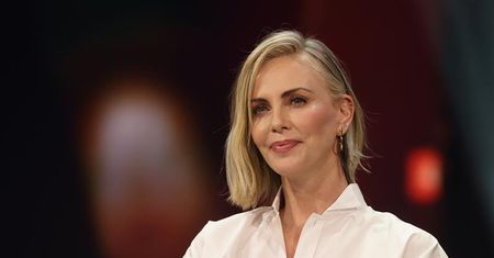 Ścięła włosy do filmu. Jej córka płakała przez nową fryzurę