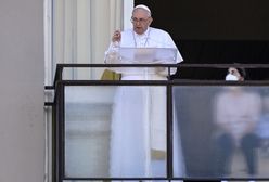 Papież Franciszek wystąpił pierwszy raz po operacji. Anioł Pański z 10. piętra kliniki