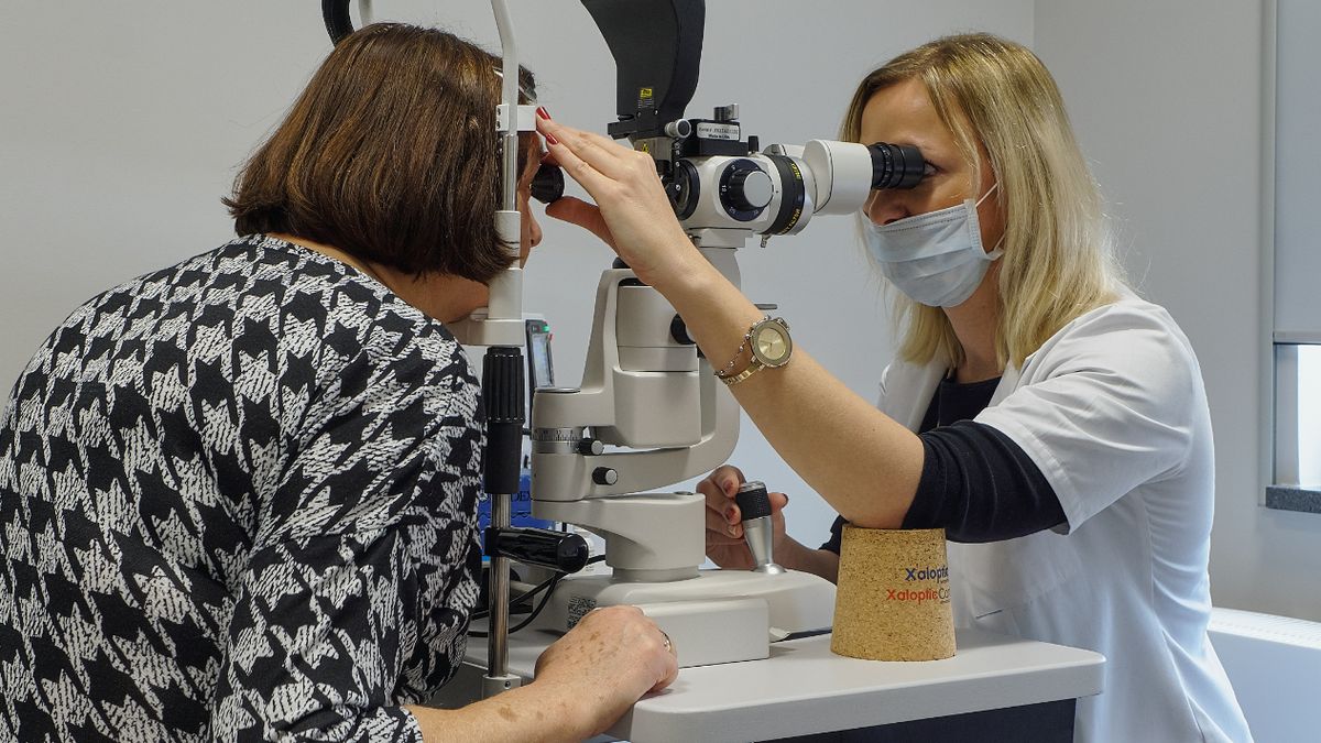 Retinopatia cukrzycowa stanowi poważne powikłanie cukrzycy.