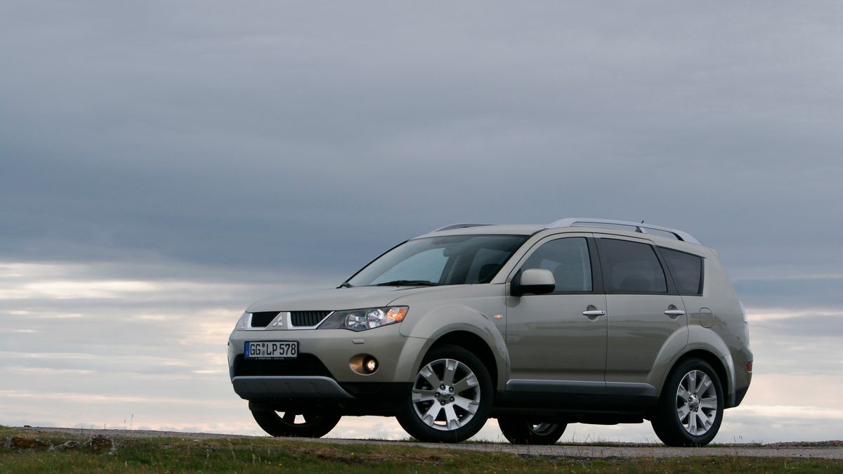 Mitsubishi Outlander II