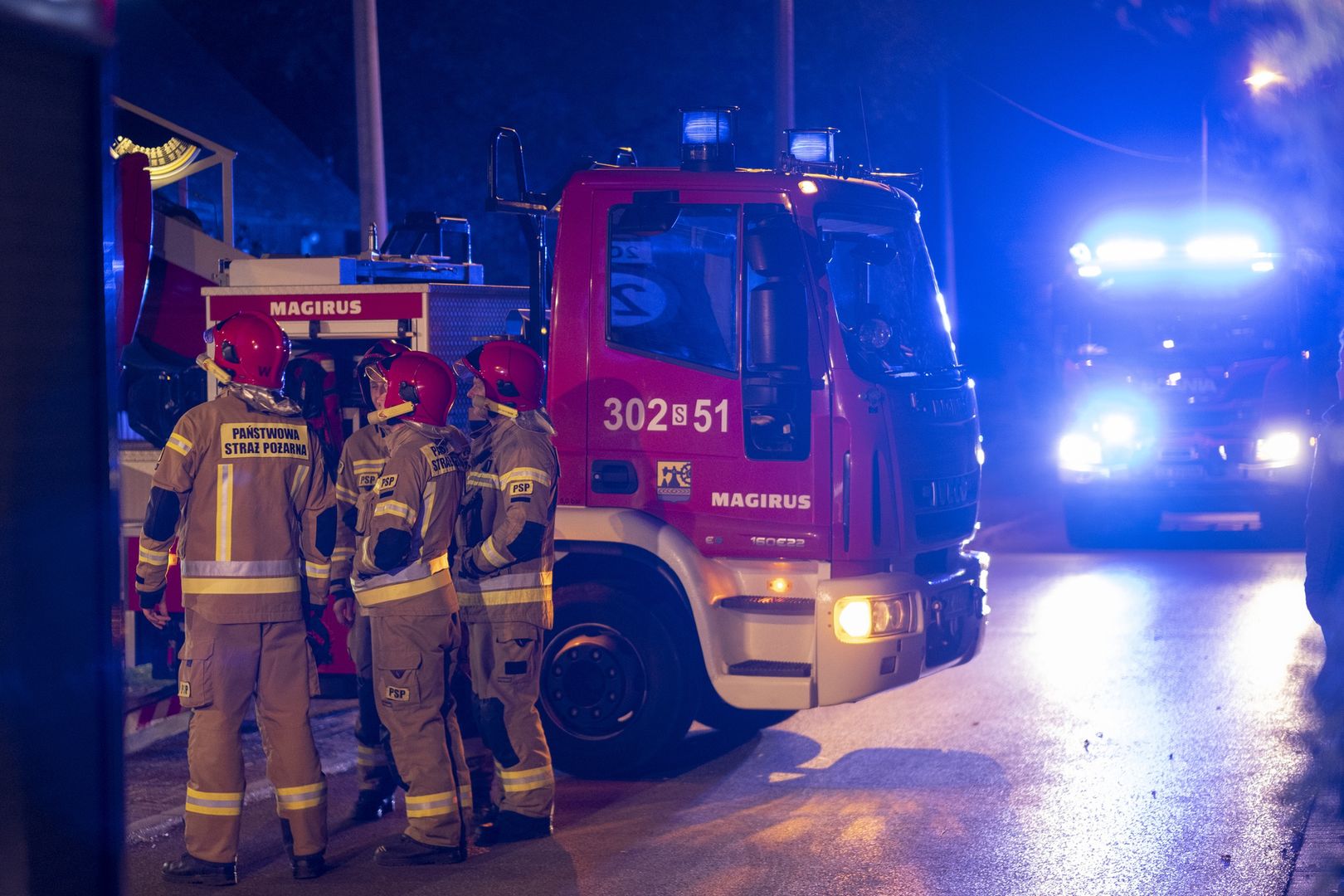 Tragedia w Gnieźnie. Strażacy zobaczyli płonące ciało