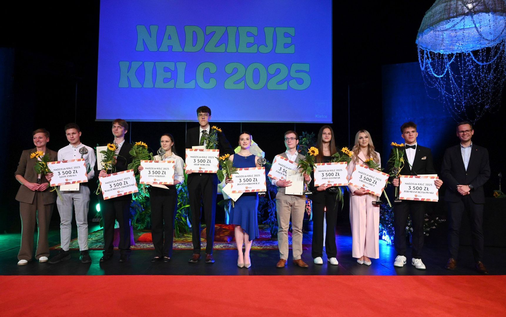 Nadzieje Kielc, czyli nagrody dla najzdolniejszych uczniów z największymi osiągnięciami rozdane. Poznajcie ich! Zdjęcia w galerii