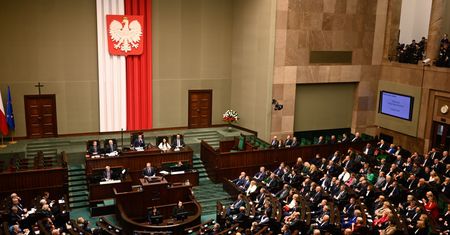 Posłowie walczą o podwyżki. Padły konkretne kwoty