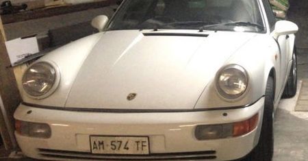 Skradziono kultowe porsche 911. Mogło  trafić do Polski. Wyznaczono nagrodę