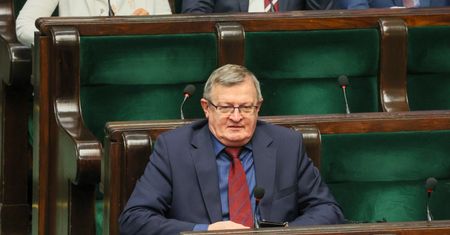 Zmiany w waloryzacji emerytur? Poseł klubu PiS: to pomogłoby seniorom