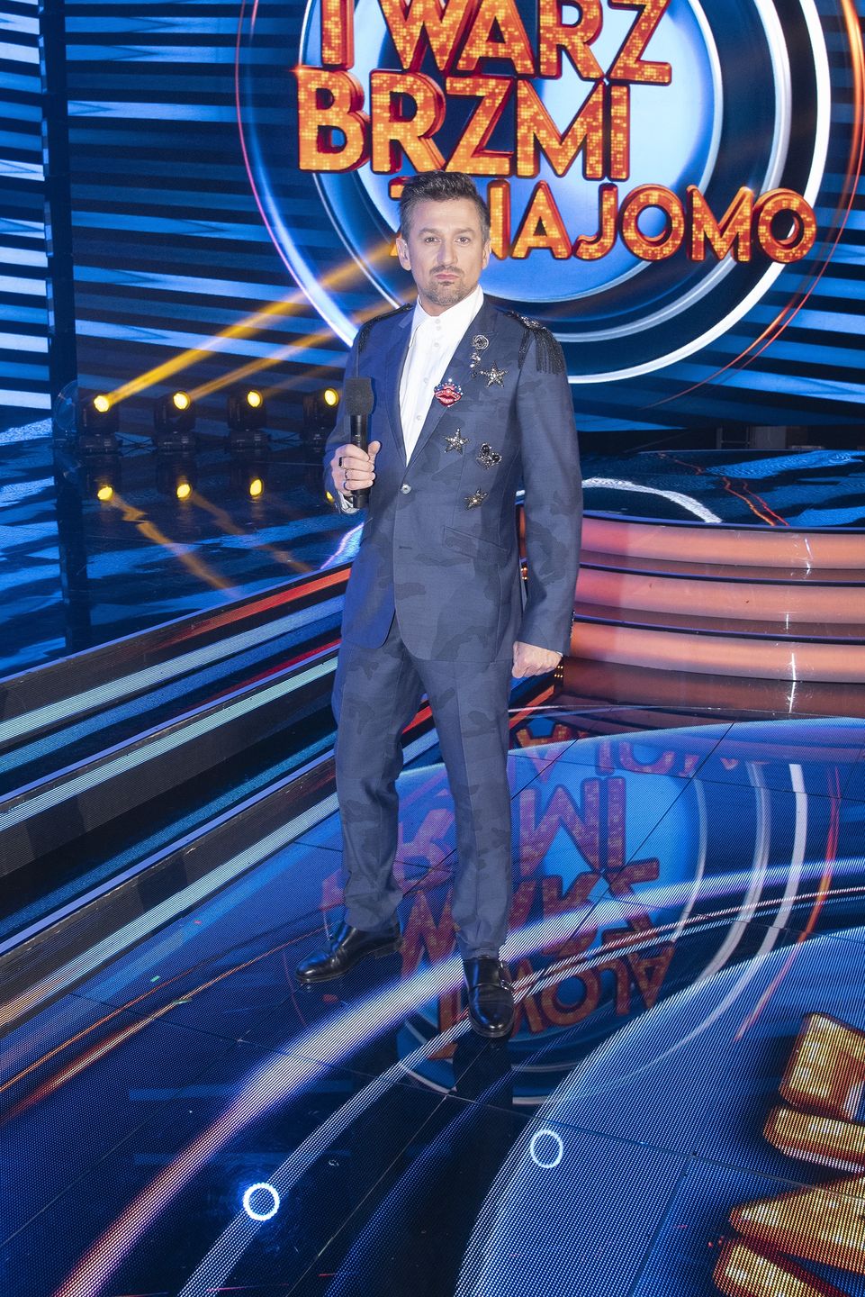 MACIEJ ZAWADA