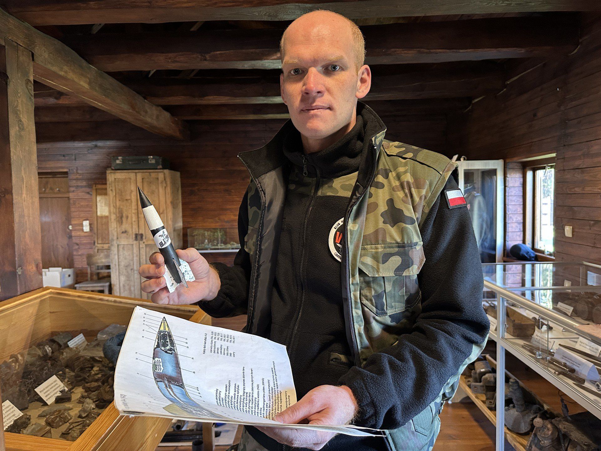 Rafał Nędza pokazuje, jak była zbudowana rakieta V-2