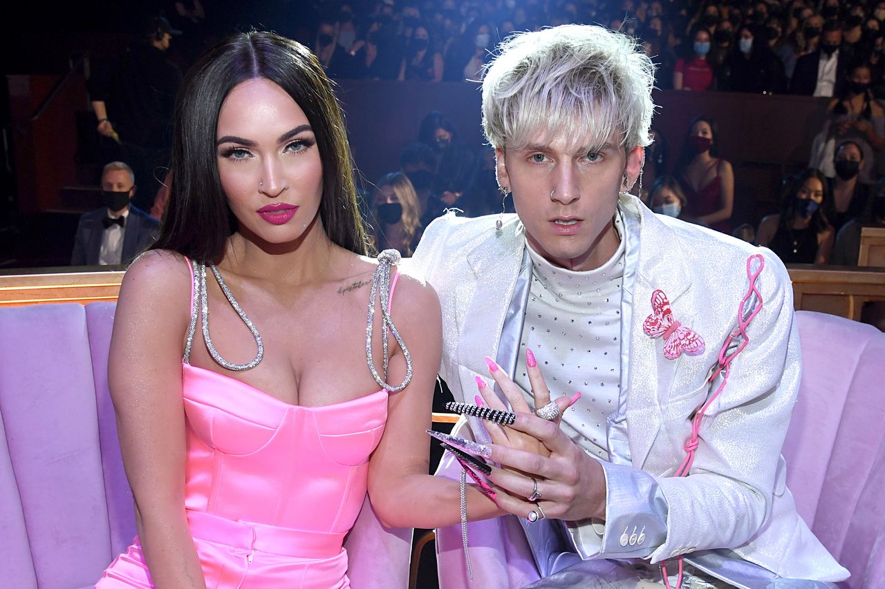 Megan Fox i Machine Gun Kelly zniszczyli kreację aktorki, żeby uprawiać seks