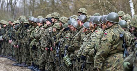 Rusza kwalifikacja wojskowa. 230 tys. osób stanie przed komisją