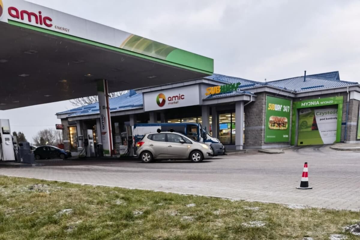Policyjni wywiadowcy zatrzymali busa na stacji paliw przy al. Unii Lubelskiej w Lublinie