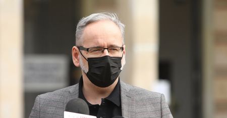 Koronawirus. Adam Niedzielski: mamy dwa ogniska z mutacją indyjską