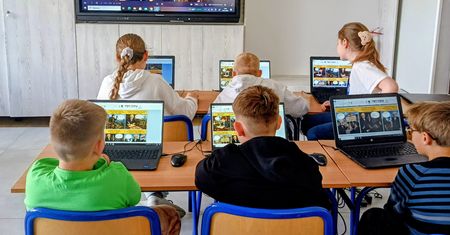 "Być Narodowi użytecznym" - ale w epoce AI. Uczniowie z gminy Chodzież odkrywają Staszica na nowo