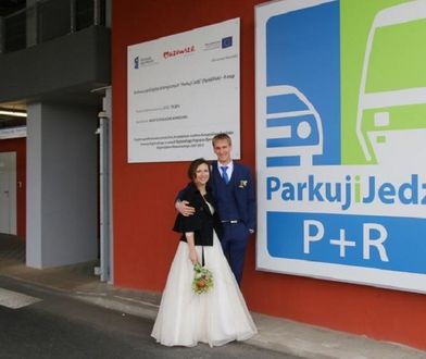 Ślub na parkingu P+R. "Tam się poznaliśmy"