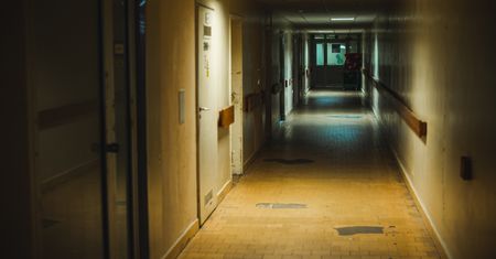 Koronawirus w szpitalu w Płocku. Zakażony jeden z pracowników