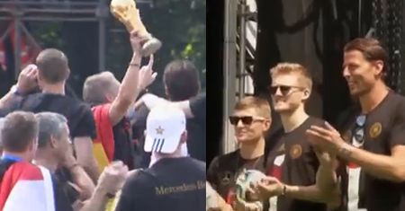 Niemcy tańczą prezentując Puchar Mistrzów!