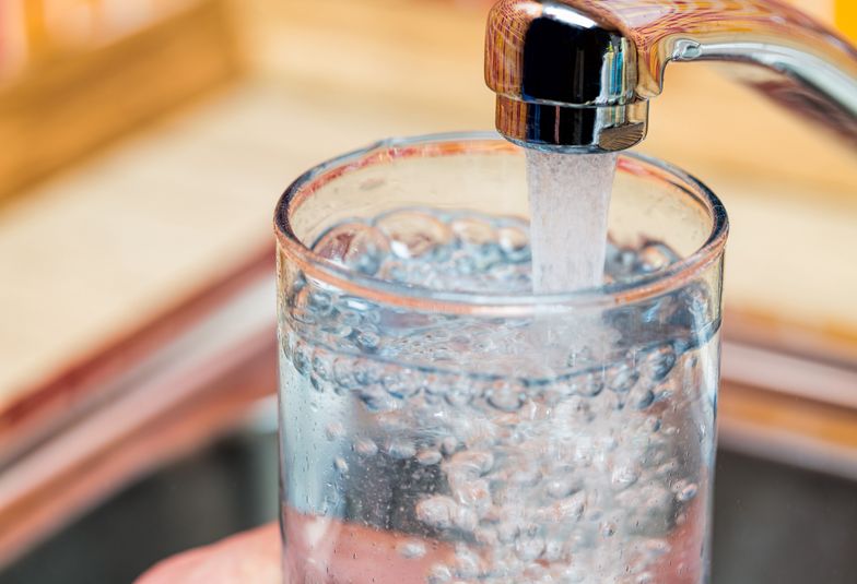 Ile może Cię kosztować rachunek za wodę? Sprawdź, jak zaoszczędzić