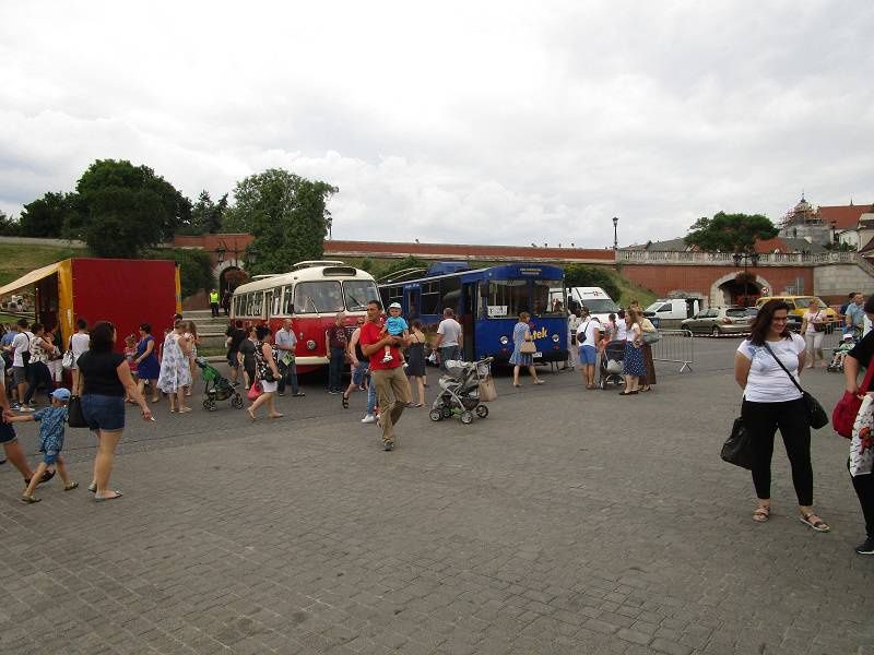 Piknik komunikacyjny MPK Lublin na Placu Zamkowym
