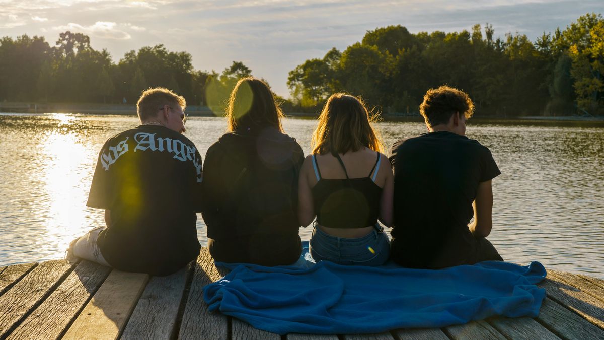 Pijane nastolatki kąpały się jeziorze. Nie reagowały na polecenia ratowników aż nagle jedna z nich zaczęła się topić