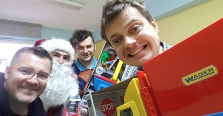 Akcja #dajemyradosclublin. Zabawki trafiły do szpitala dziecięcego w Lublinie