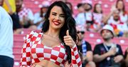 Ivana Knoll znów na stadionie. Jej stylizacja obiegła internet. Przesadziła?