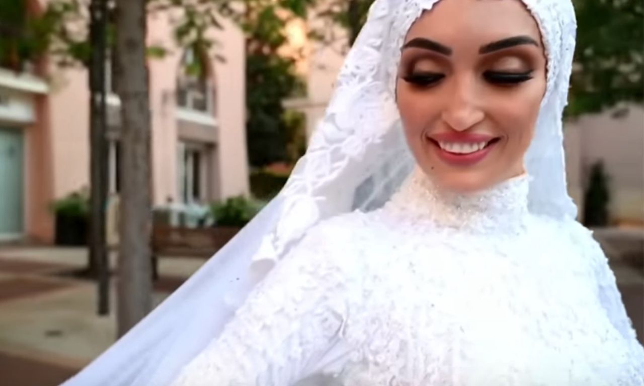 Liban. Wybuch w Bejrucie zniszczył jej ślubną sesję zdjęciową. Panna młoda mówi, co wtedy czuła