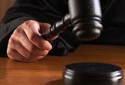 Rehabilitantka oskarżona o złamanie nóg pacjentowi