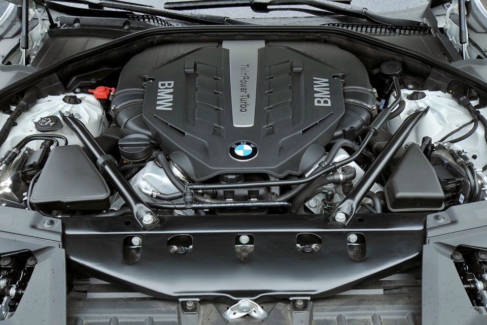 BMW serii 7 na rok 2013 - megagaleria niemieckiego okrętu flagowego 54