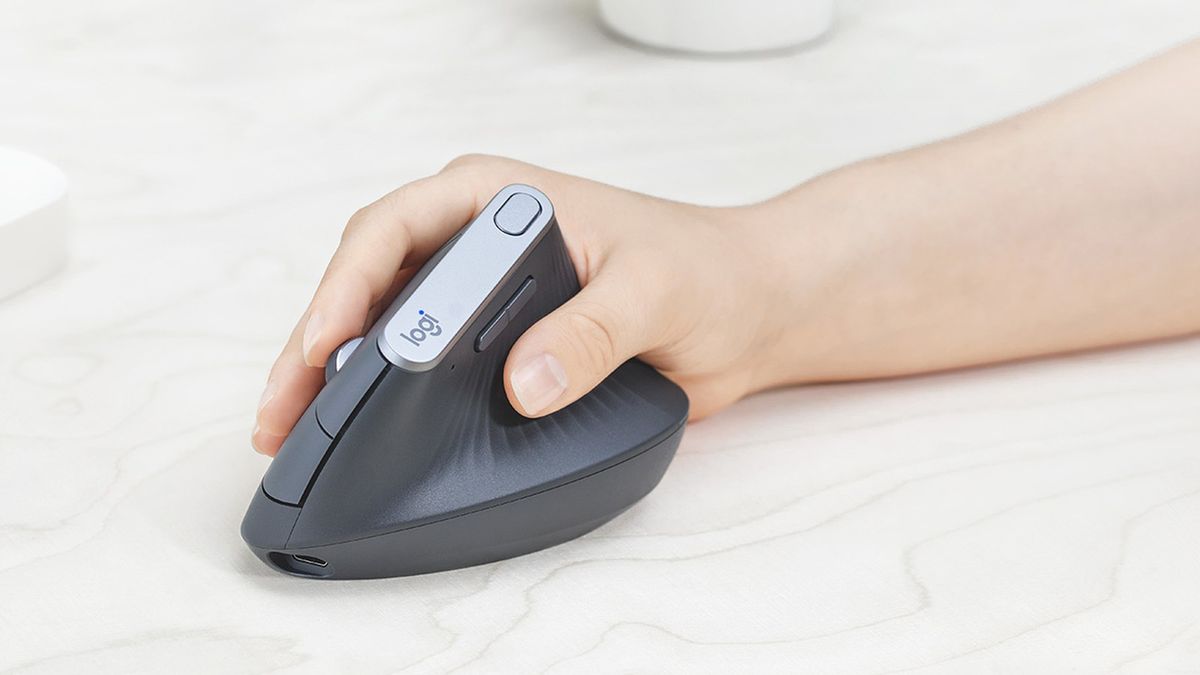 Logitech MX Vertical – ergonomiczna mysz, dzięki której unikniesz problemów z nadgarstkiem 1