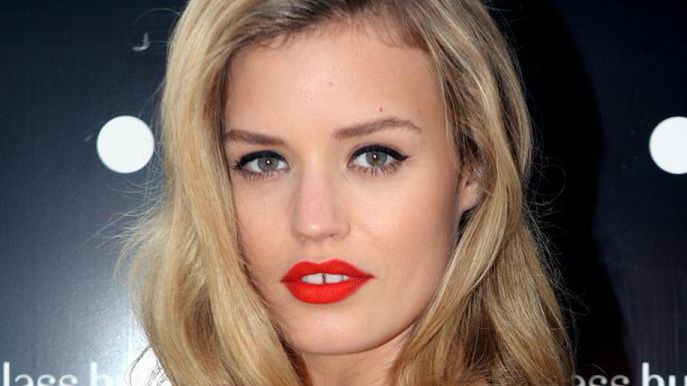 Diastema obecnie uważana jest za atut urody, ale może przyczynić się do złego stanu zębów