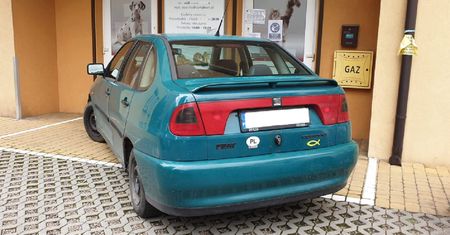 Brak wyobraźni w Krakowie. Tak utrudnia pracę lekarzom kierowca seata
