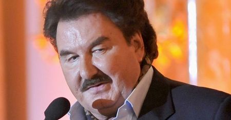 Z OSTATNIEJ CHWILI: Krzysztof Krawczyk trafił do szpitala z koronawirusem! "Nie oczekujcie żadnych wiadomości ode mnie"