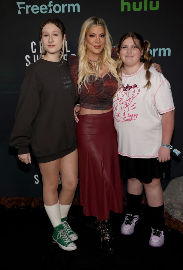 Tori Spelling z córkami