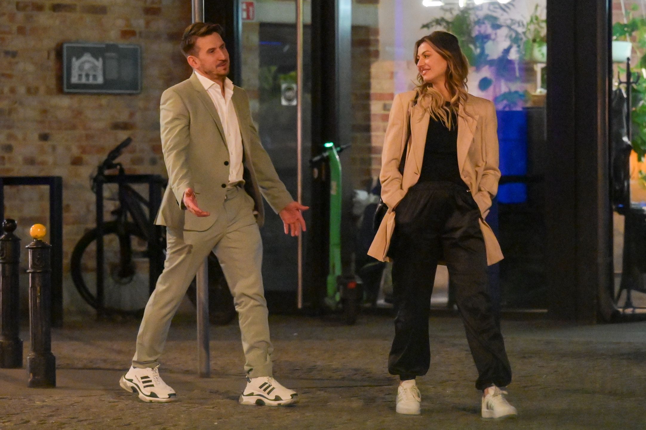 Tomasz Barański na randce z Izabelą Skierską