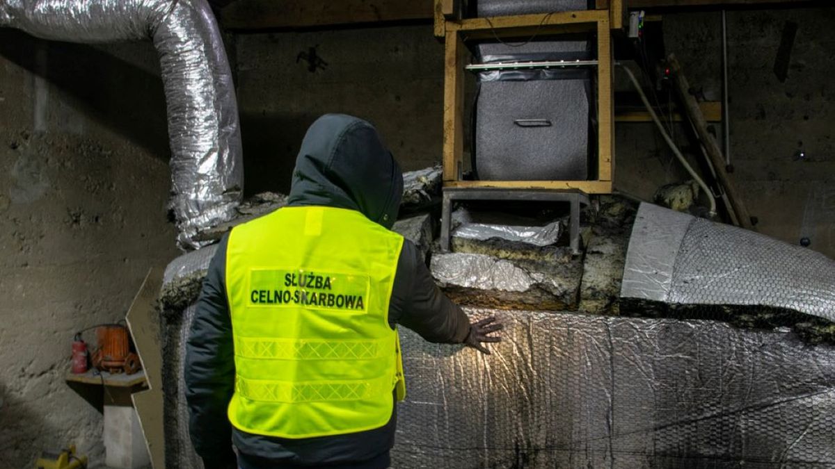 Nielegalna bimbrownia w budynku gospodarczym 