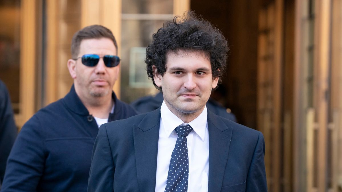 Samuel Bankman-Fried leaves Manhattan Federal Court on Thursday, March 30, 2023, in Manhattan, New York. (Barry Williams/New York Daily News/Tribune News Service via Getty Images)