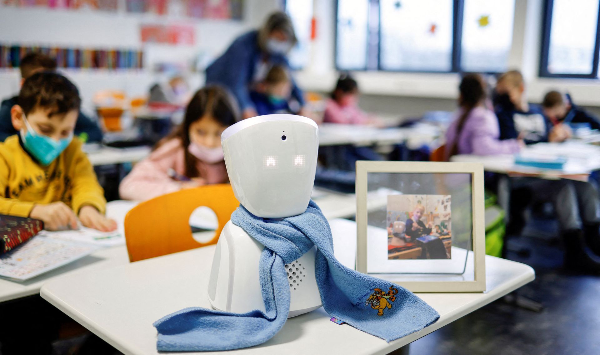 Robot avatar zastępuje chorego chłopca w lekcjach